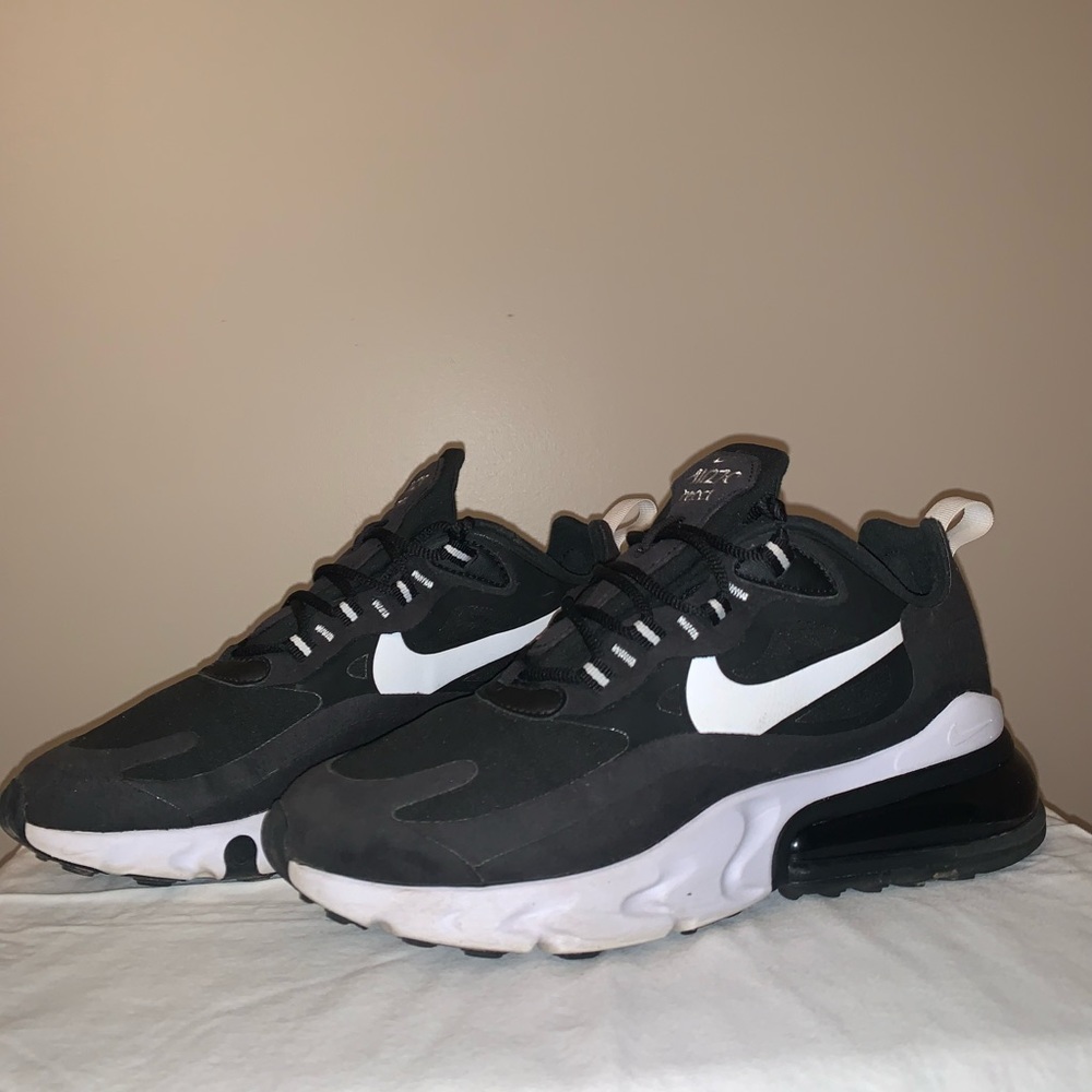 Nike Airmax 270 React